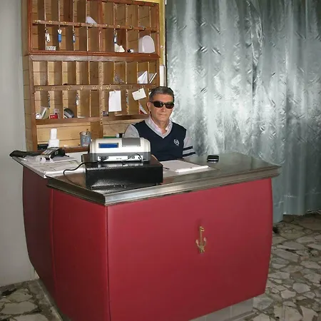 L'ancora Avola