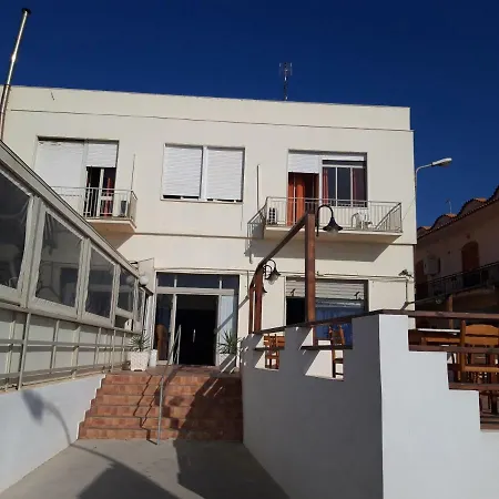 Hotel L'ancora 2*